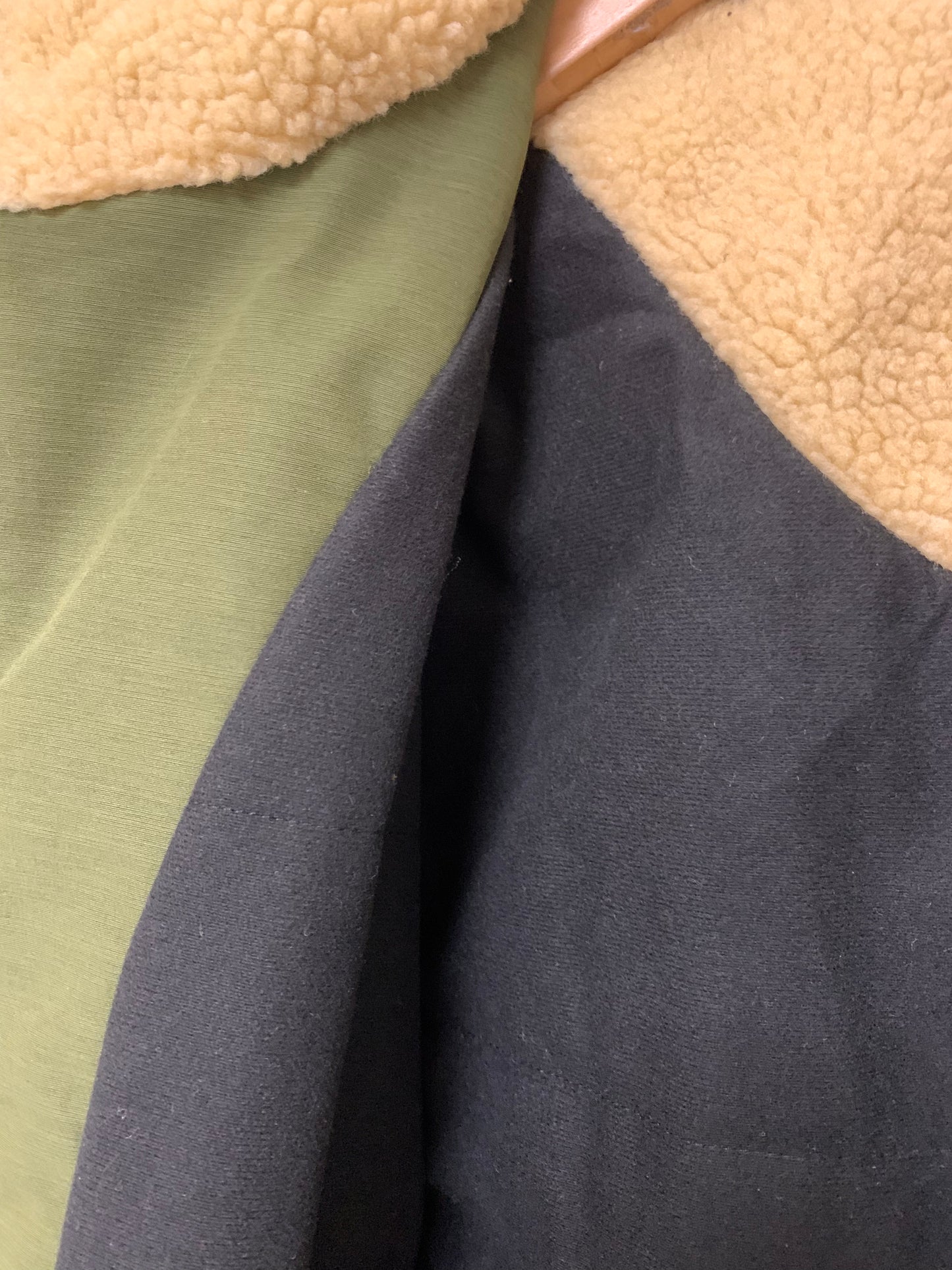 Picture - Parka verde militare con interno pelliccia di pile